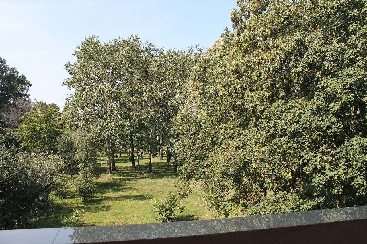 Non-Stop Economy Hotel Boryspil Ngoại thất bức ảnh