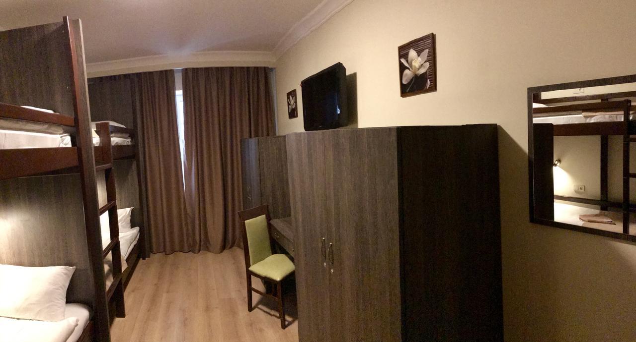 Non-Stop Economy Hotel Boryspil Ngoại thất bức ảnh